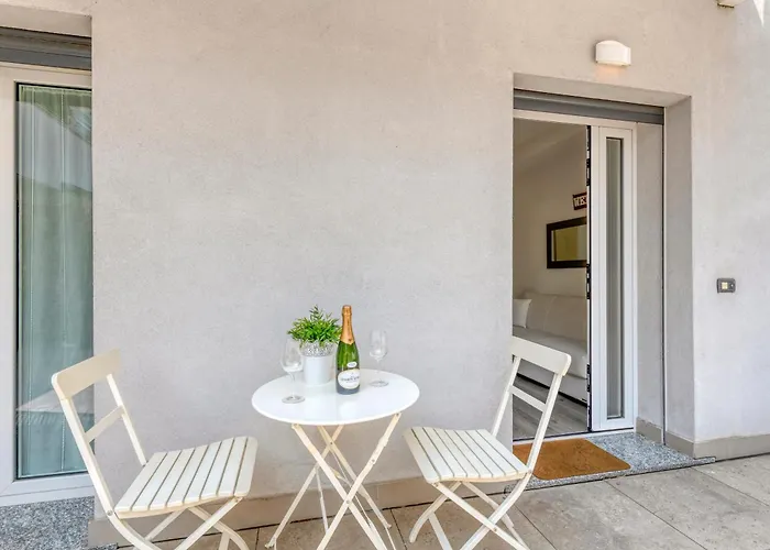 Bnbutler - Archimede 53 - Bright Studio